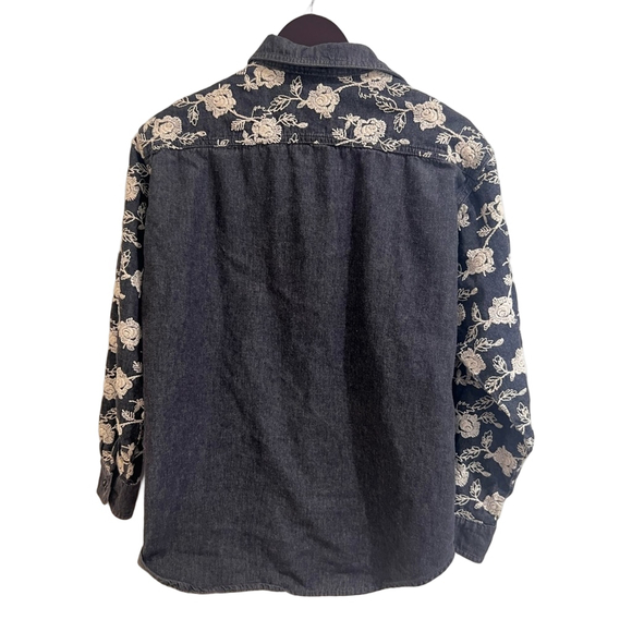 Vintage Cache Floral Embroidered Denim Shirt Jacket S Boho Western Studded USA - Picture 2 of 7
